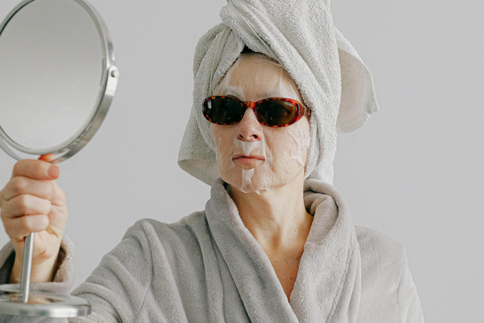 Kapan Waktu Tepat Mulai Pakai Krim Anti-Aging? Jangan Sampai Terlambat!