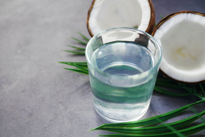 Air Kelapa: Minuman Alami dengan Seribu Khasiat untuk Tubuh