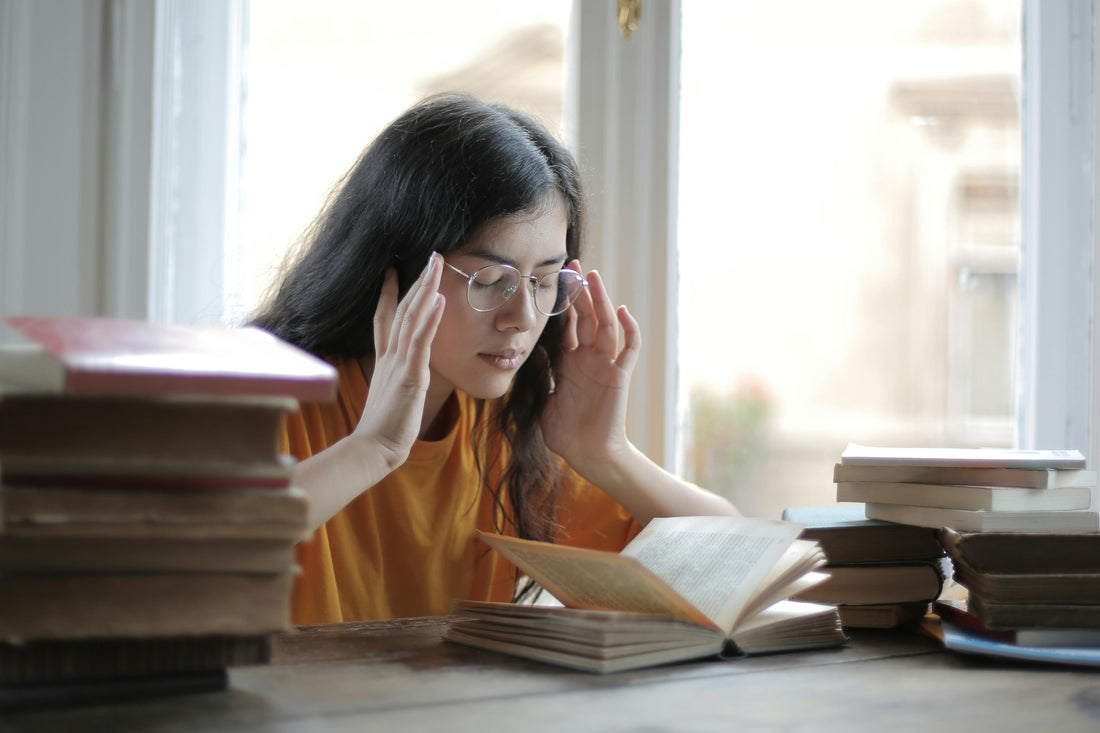 5 Pemicu Migrain yang Tak Terduga—Nomor 3 Sering Kamu Lakukan Tanpa Sadar!