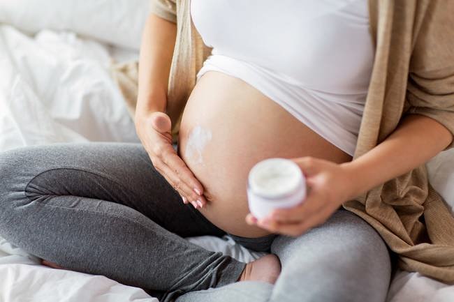 Stretch Mark Saat Hamil? Ini Cara Mencegah dan Menguranginya