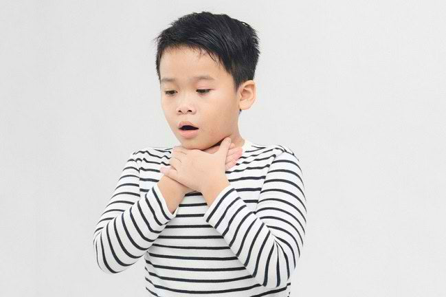 Anak Sering Sakit Tenggorokan? Ini Cara Mengatasinya Tanpa Drama